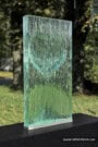 Frontansicht des Grabsteins Clear Love von Glasstone